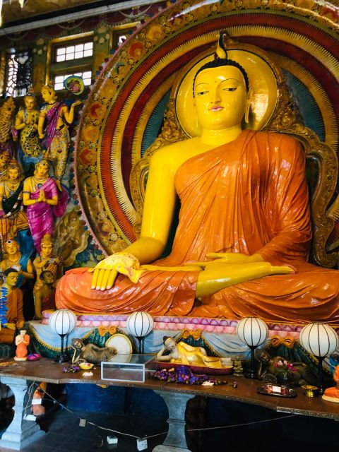 Colombo Privet Day Tour and Shopping - Tour Duration and Pickup
