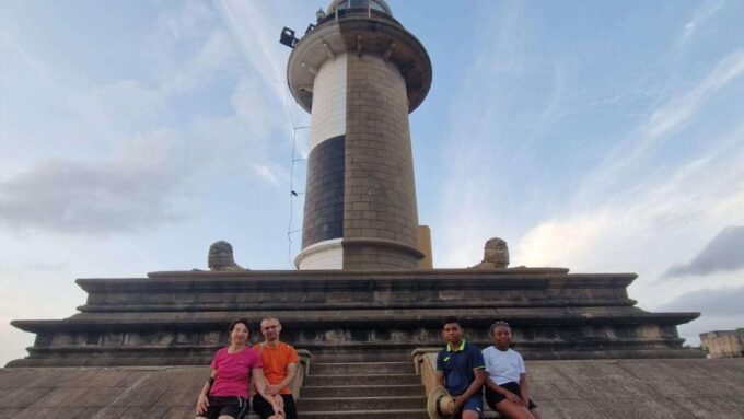 Colombo: Shopping Tour by Tuktuk With Sightseeing Tour - Customization & Flexibility