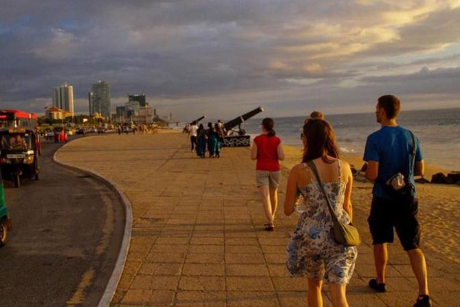 Colombo Sightseeing and Shopping Private Tour Including Lunch - Meeting and Pickup