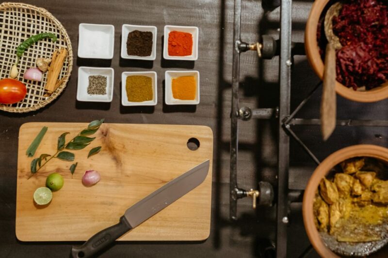 Colombo: Sri Lankan Cooking Class With a Chef - Pettah Food Market Visit
