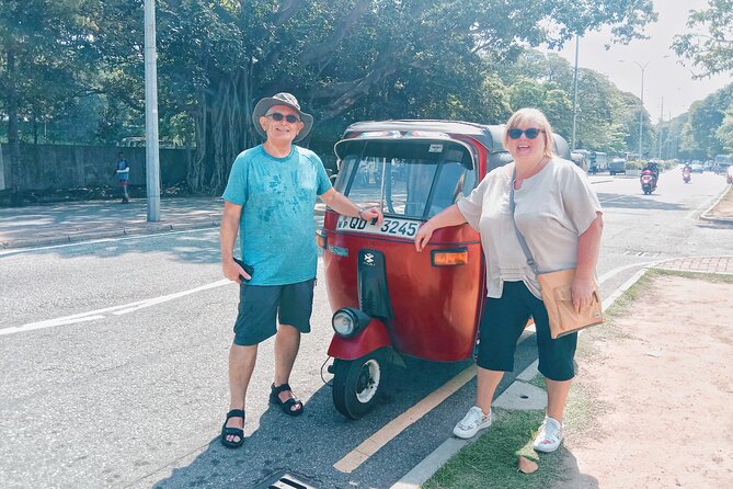 Colombo Tuk Tuk City Tour Hotel Pickup and Drop Service - Driver and Tour Experience