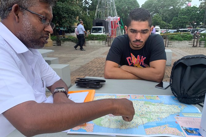Colombo Walking Tour With Ajeet De Soyza - Personalized Attention and Insights