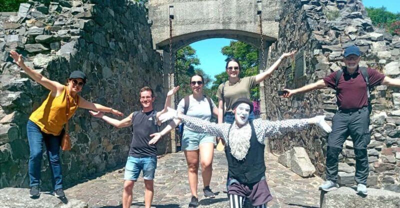 Colonia Del Sacramento: Group Guide Tour at Historic Town - Inclusions