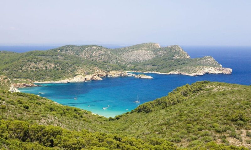 Colonia Sant Jordi: Sunset Boat Tour to Cabrera Island - Experience Highlights