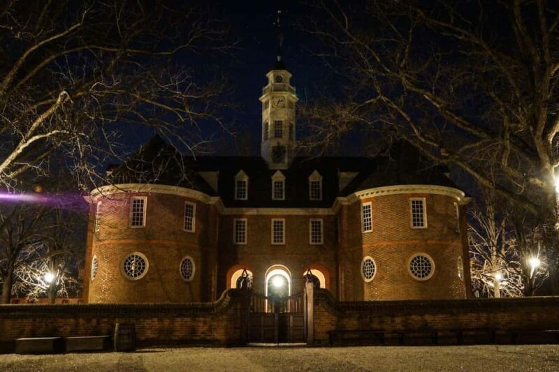 Colonial Ghosts: Ghostly Whispers of Williamsburg Ghost Tour - What to Expect from This Haunted Walk