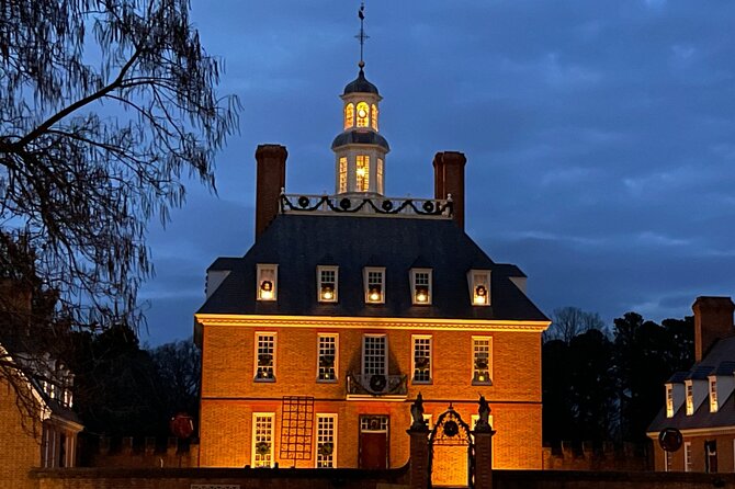Colonial Ghosts of Christmas Past Tour - Guided by Knowledgeable Guides