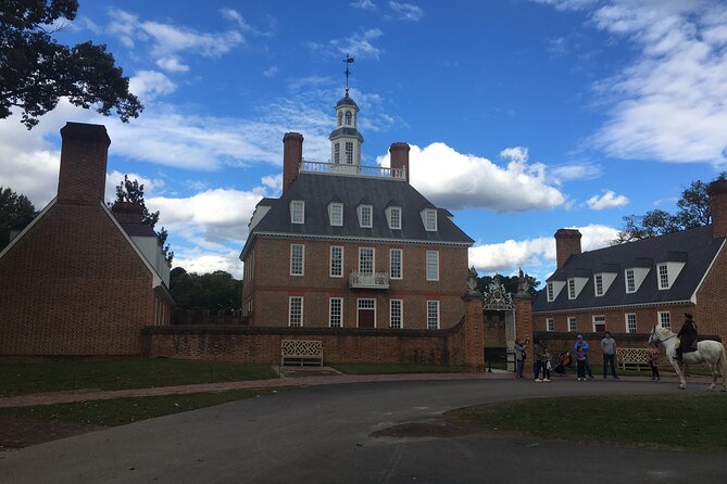 Colonial History Tour in Williamsburg Virginia - Tour Duration and Group Size