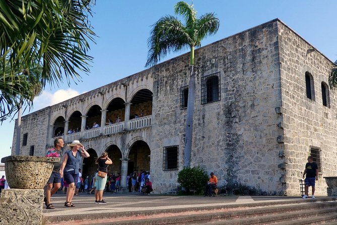 Colonial Santo Domingo and Hidden Natural Beauties City Tour - Accessibility Features