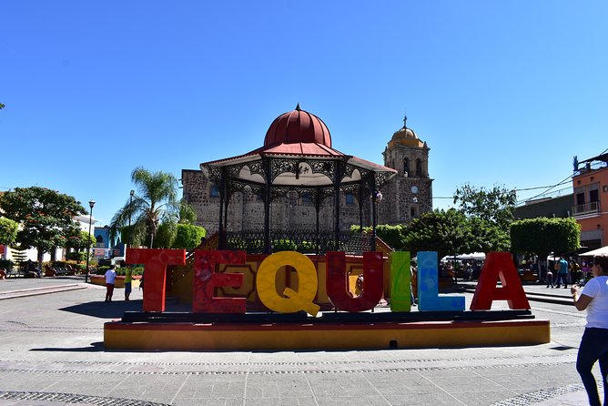 Colonial Treasures: San Miguel De Allende, Guanajuato, Zacatecas and Guadalajara - Discovering Guanajuatos Charm