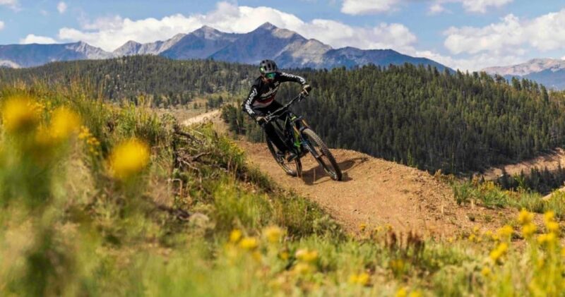 Colorado: Guided Mountain Bike Ride - Included Services and Gear Up
