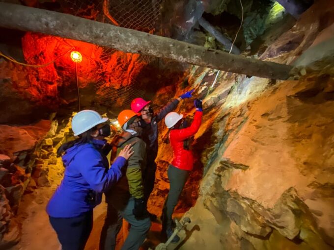Colorado: Red Rocks, Dinosaur Tracks, & Gold Mine Tour - Preparing for the Adventure