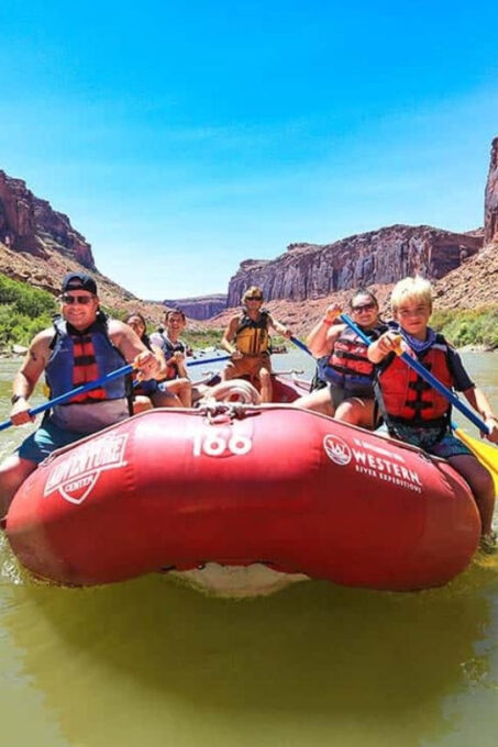 Colorado River: Mid-Day Rafting With BBQ Lunch - Choosing Your Craft