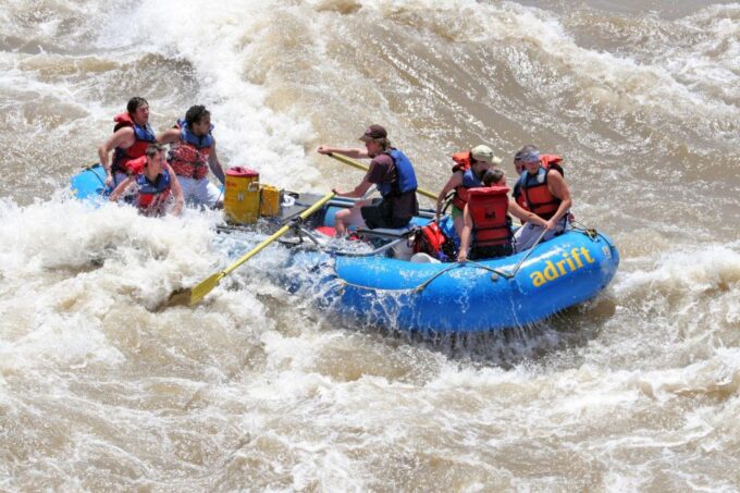 Colorado River Rafting: Half-Day Morning at Fisher Towers - Meeting Point and Check-In