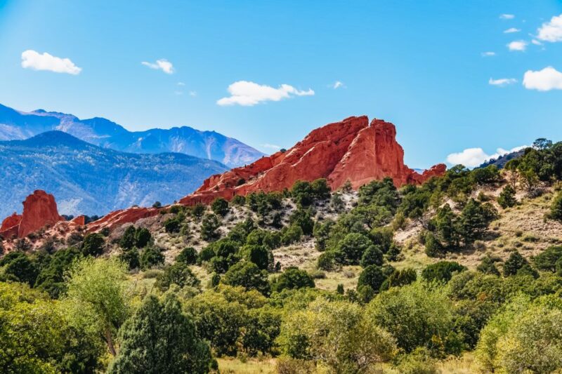 Colorado Springs: Garden of the Gods and Foothills Jeep Tour - Inclusions and What to Bring