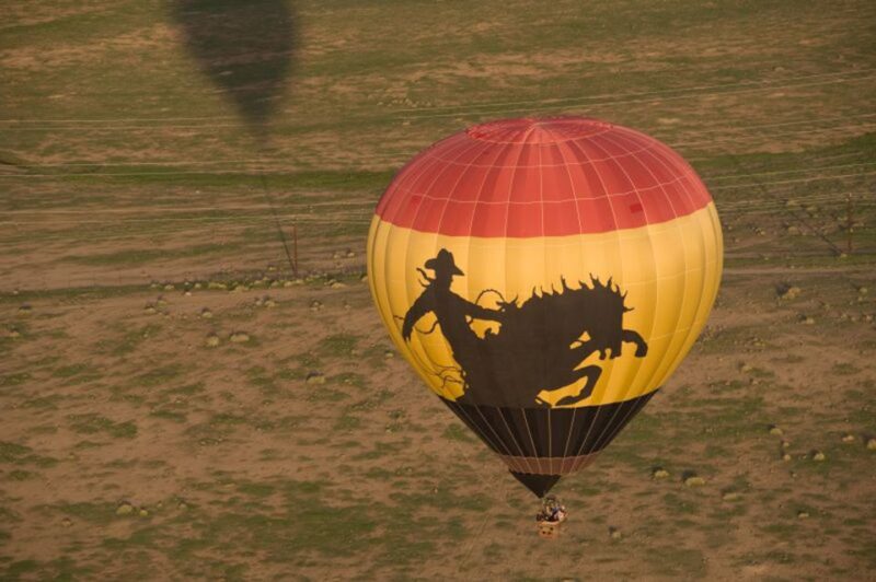 Colorado Springs: Sunrise Hot Air Balloon Flight - Breathtaking Scenic Views