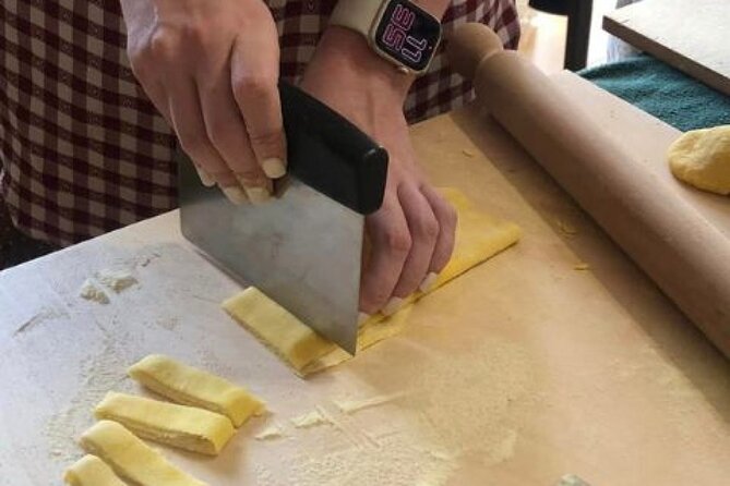 Colorful Pasta Cooking Class Near Arezzo - Cancellation and Payment