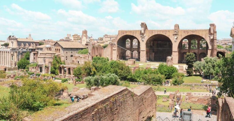 Colosseum Arena Tour, Palatine Hill and Roman Forum - Exploring Palatine Hill