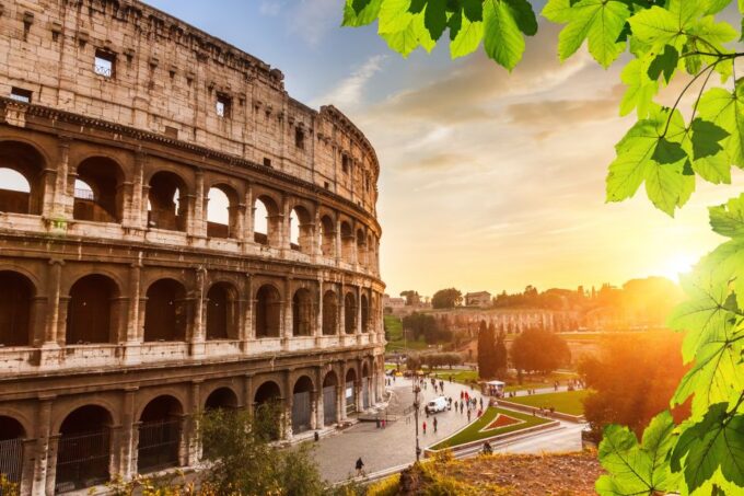 Colosseum & Roman Forum Semi-Private Guided Tour - Tour Duration and Group Size