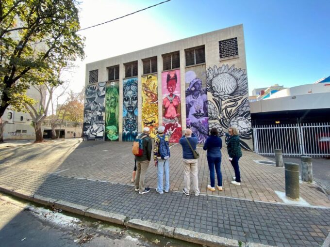 Colours of Johannesburg: A Graffiti & Street Art Tour - Experiencing Maboneng