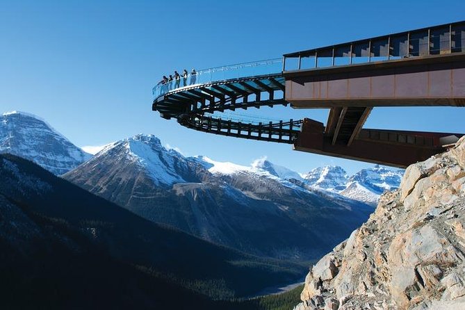 Columbia Icefield Tour With Glacier Skywalk From Banff - Stroll Around Stunning Lake Louise