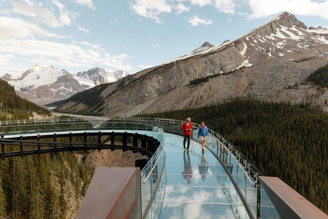 Columbia Icefield Tour With Glacier Skywalk From Calgary - Exploring the Icefields Parkway