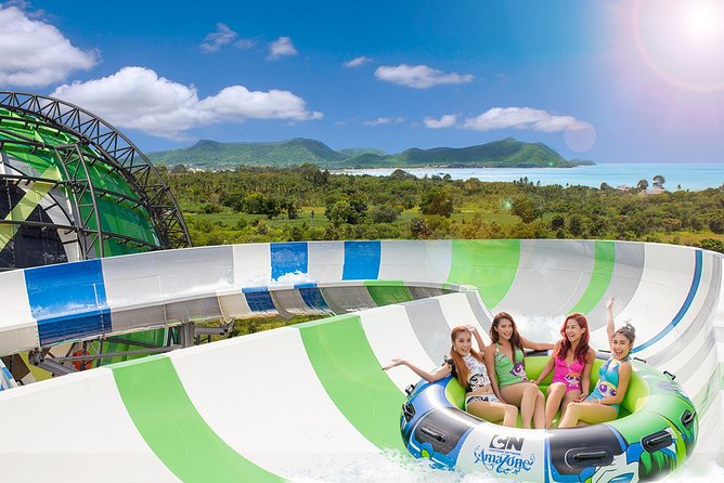 Columbia Pictures Aquaverse Waterpark - Waterpark Experience