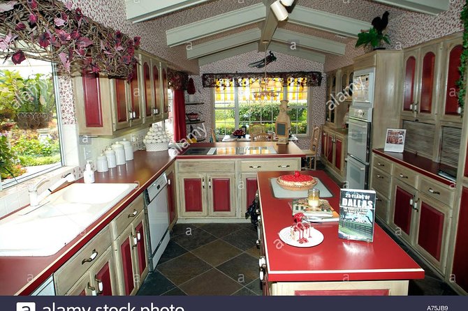 Combination Southfork Ranch and Dallas/JFK Highlights Tour - Transportation and Logistics