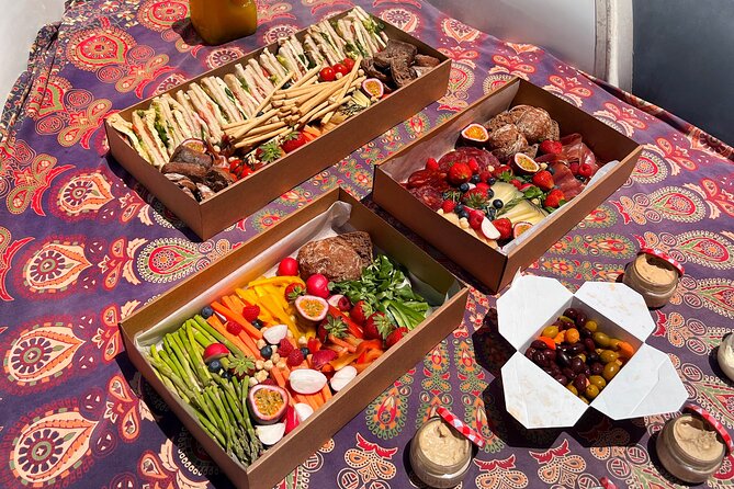 Combo : Boat, 4x4, Hiking in Es Vedra for Sunset - Delectable Picnic