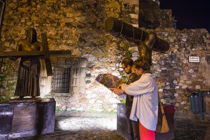 COMBO - Guadalupe Shrine & Teotihuacan Pyramids + Taxco (2 Days) - Meeting and Pickup