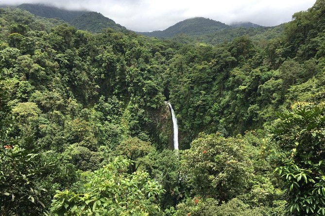 Combo La Fortuna Waterfall and Volcano Hike & Hotsprings - Exploring La Fortuna Waterfall