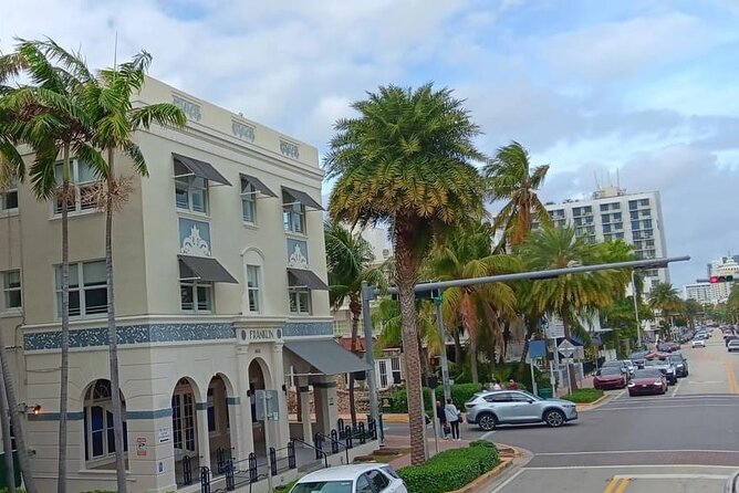 COMBO Miami City and Boat Tours With Stops at Wynwwod and Little Havana - Biscayne Bay Cruise