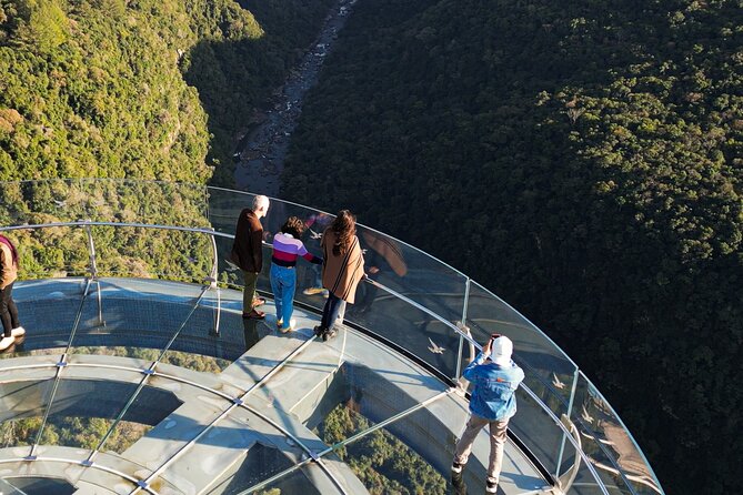 Combo: Platform Entrance, Abusado Adventure, Ferro Passar Museum - Scenic Views and Accessibility