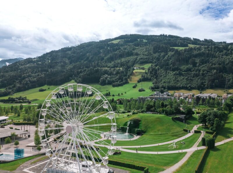 Combo Ticket Ferris Wheel & Swarovski Crystal Worlds - Family-Friendly Attractions