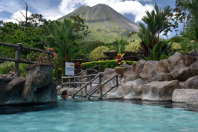 Combo Tour: Hanging Bridges + Thermal Spa in Arenal - Experiencing Thermal Baths