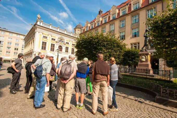 Combo Tour in Leipzig: Guided City Tour & City Sightseeing - Live Tour Guide