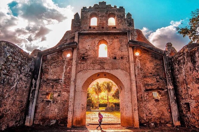 Combo Tour: Irazú Volcano + Orosi Valley + Ujarrás Ruins - Uncovering Ujarrás Ruins History