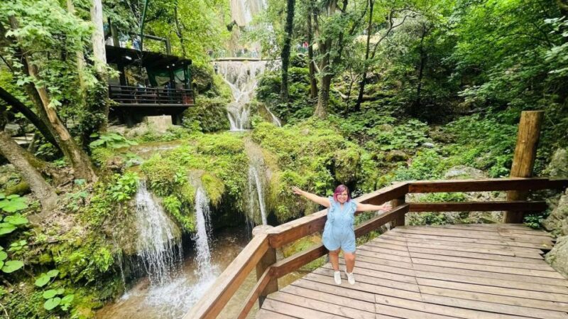 Combo: Waterfalls and Groutes With Transfers and Tickets - Key Points