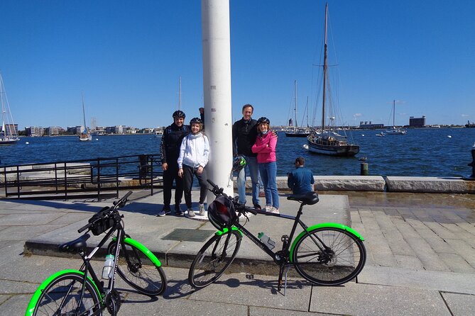 Comfort Hybrid Boston City Bike Rental - Accessibility and Accommodations