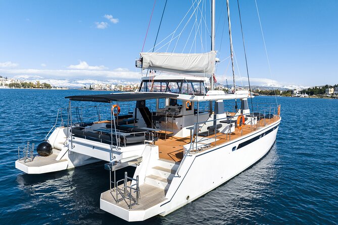 Comfort Max Catamaran Caldera Cruise With BBQ and Drinks - Meal Selection and Catering