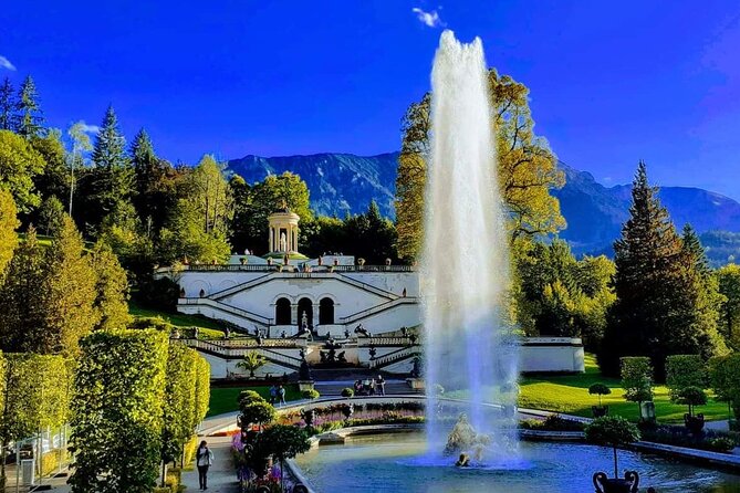 Comfort Mini-Van & Professional and FRIENDLY Guide: CUSTOMIZED 1-Day TOUR From Munich - Explore Munichs Highlights