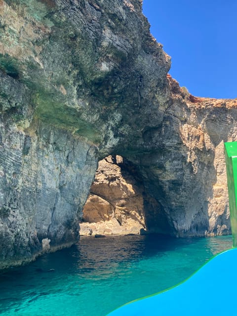 Comino: Private Charter to Crystal & Blue Lagoon & Caves - Caves Exploration