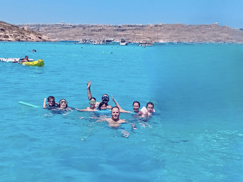 Cominos Best in a Flash: Caves, Coves & Beaches Boat Tour - Tour Highlights