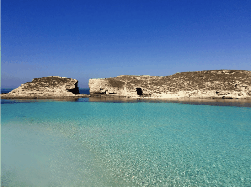 Cominos Best in a Flash: Caves, Coves & Beaches Boat Tour - Included Amenities