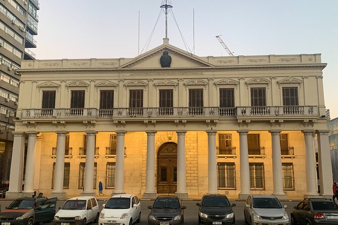 Complete Historic and Classic Montevideo (AM) - Key Locations and Historical Significance
