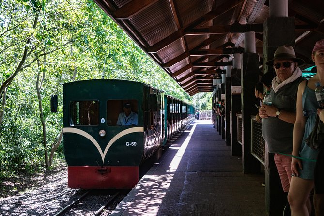 Complete Iguazu: Argentinian Side + Gran Aventura + Brazilian Side + Helicopter - Key Points