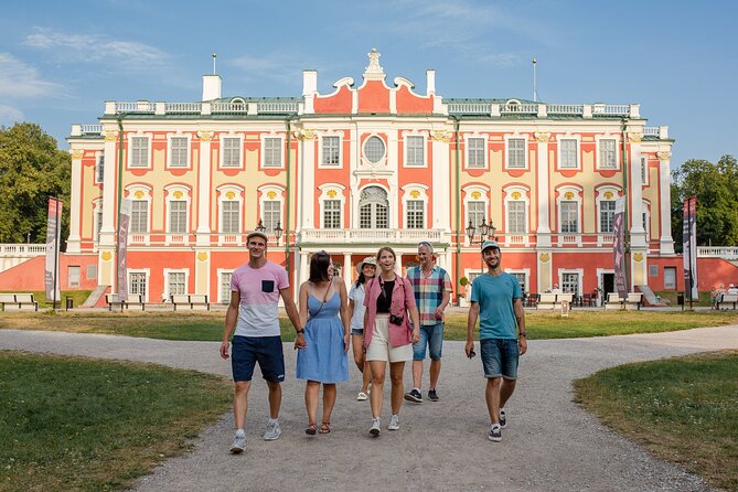 Complete Tallinn Tour: Highlights & Hidden Gems - Inclusions and Amenities