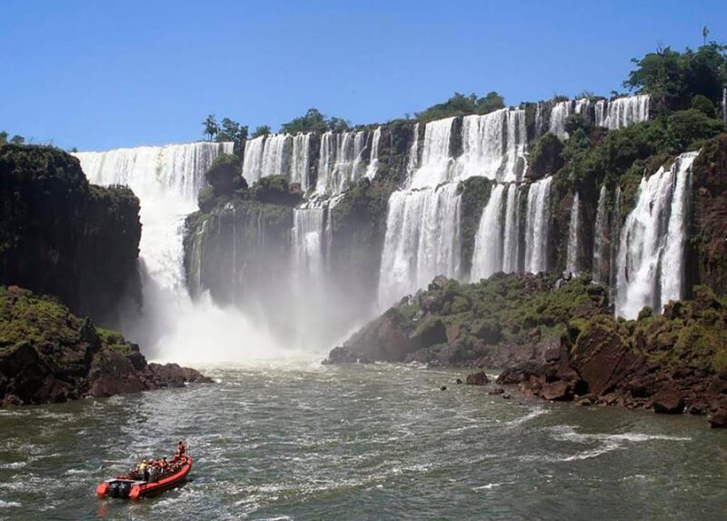 Complete Tour of Iguaçu National Park: Guided Tour - Key Points