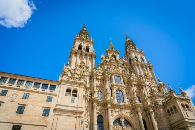 Complete Tour of Santiago + Cathedral, Museum and Portico De La Gloria - Significance of the Portico De La Gloria