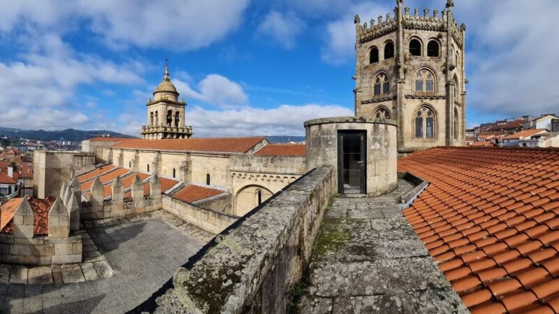 Complete Tour of the Cathedral of Santiago: Pórtico Da Gloria and Museum - Booking Information
