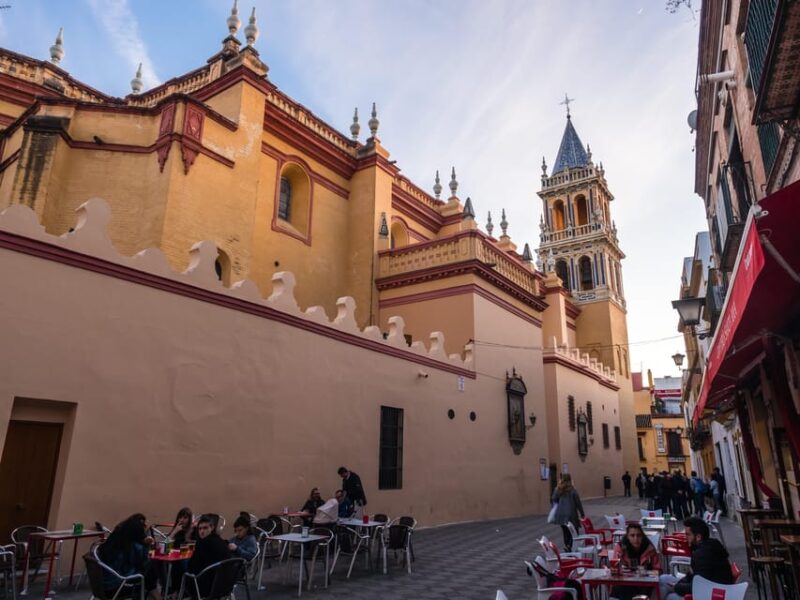 Complete Triana Tour Corrales Included. - Key Points